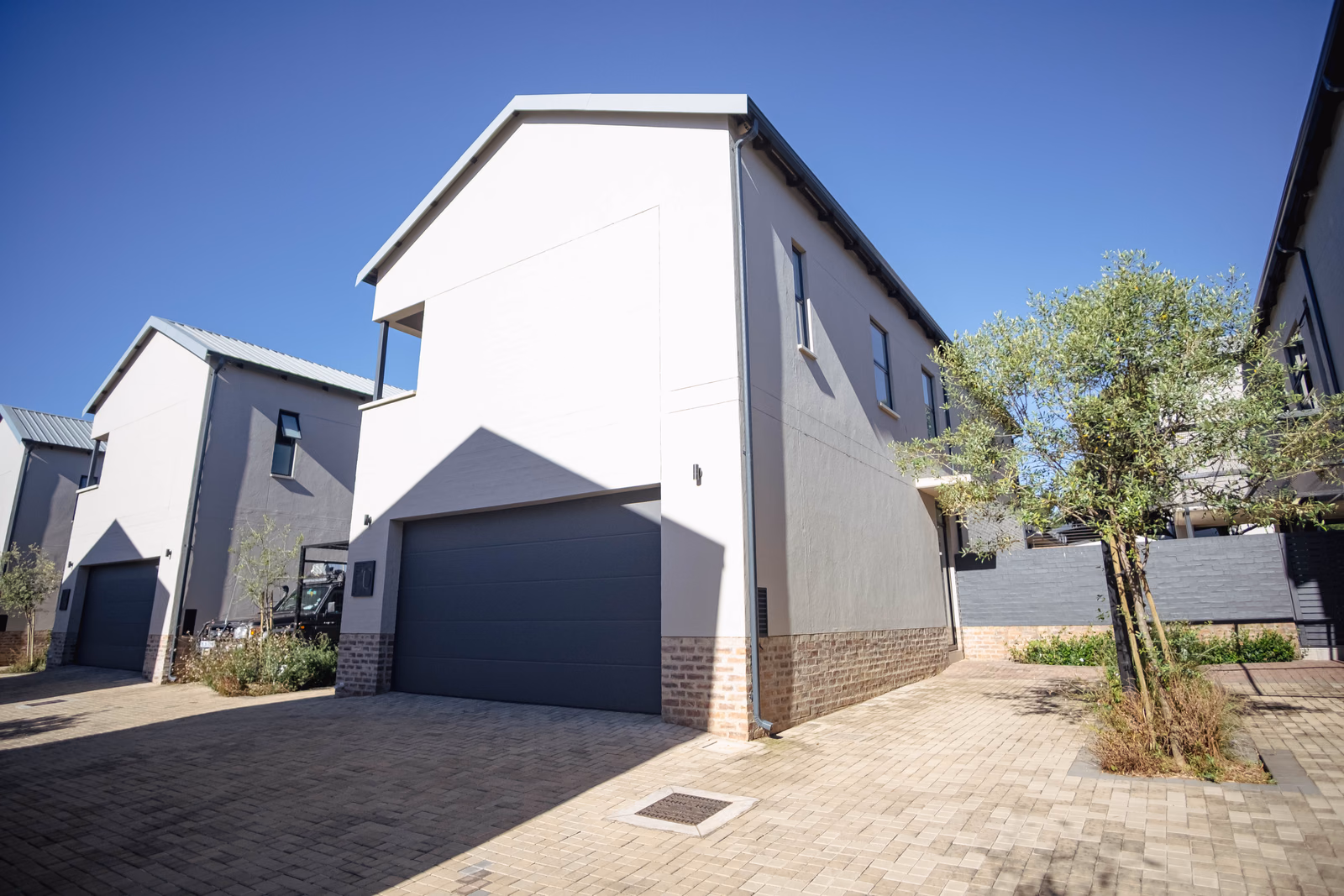 Cameron Court — Nieuw Muckleneuk, Pretoria