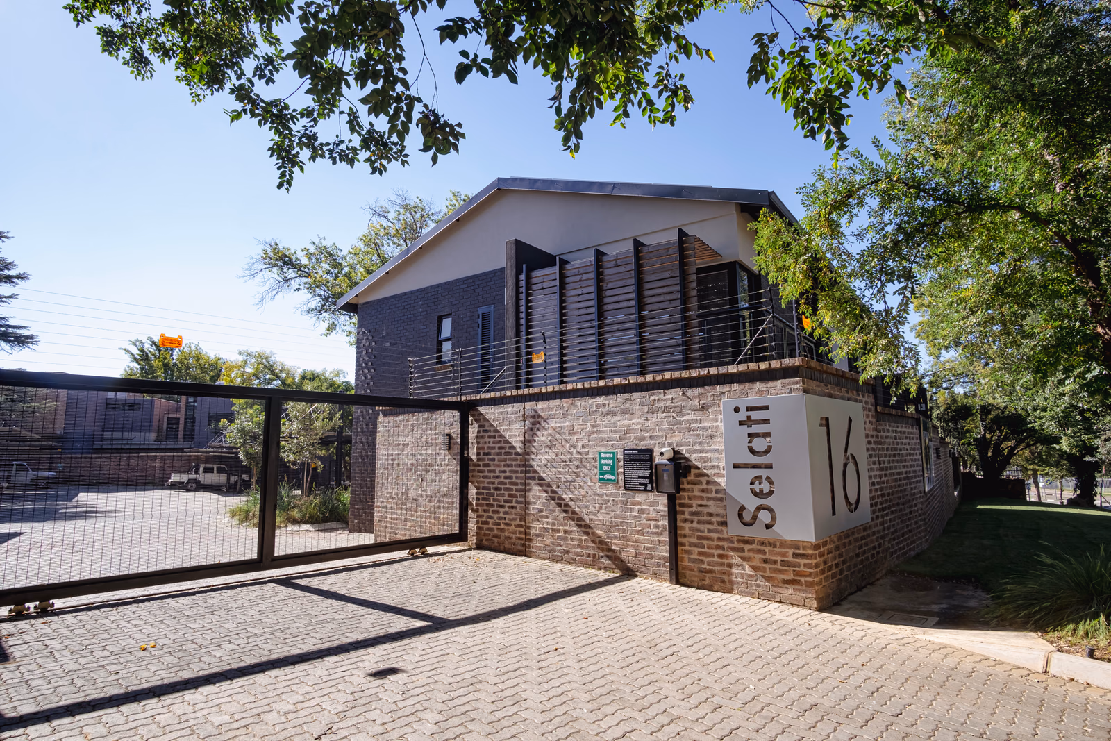 16 Selati Street — Alphen Park, Pretoria